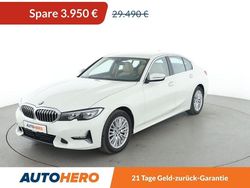 Weiß Gebraucht 2019 BMW 320 Luxury Line Limousine | 25.540 €