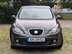 Schwarz Gebraucht 2007 Seat Altea Reference Van / Kleinbus | 3.600 € (Etwas zu teuer)