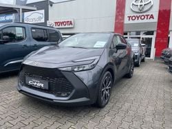 Grau Gebraucht 2024 Toyota C-HR Team SUV | 37.980 € (Teuer)