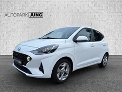 Weiß Gebraucht 2021 Hyundai i10 Edition 30 Kleinwagen | 9.900 € (Fairer Preis)