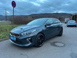 Grau Gebraucht 2020 Kia Ceed Kleinwagen | 14.499 € (Guter Preis)