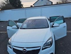 Schwarz Gebraucht 2017 Opel Insignia Innovation Limousine | 10.500 € (Fairer Preis)