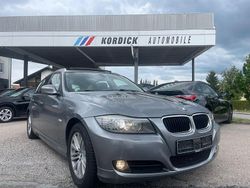 Grau Gebraucht 2012 BMW 318 Sport Line Kombi | 4.900 € (Superpreis)
