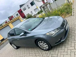 Grau Gebraucht 2014 Seat Leon ST Kombi | 4.499 € (Superpreis)