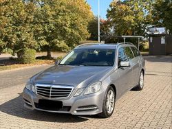 Grau Gebraucht 2012 Mercedes E220 Avantgarde Limousine | 7.390 € (Guter Preis)