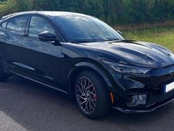 Schwarz Gebraucht 2022 Ford Mustang Mach-E GT SUV | 43.999 € (Fairer Preis)