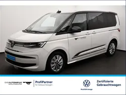 Candyweiß / deep black perleffe Gebraucht 2024 VW T7 Edition Van | 68.700 € (Teuer)