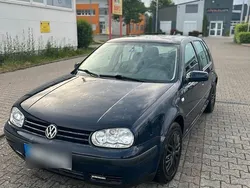 Blau Gebraucht 2000 VW Golf IV Kleinwagen | 2.400 € (Teuer)