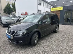 Schwarz Gebraucht 2009 VW Touran Cross Van / Kleinbus | 4.899 € (Guter Preis)