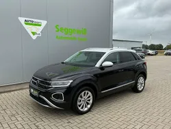 Schwarz Gebraucht 2024 VW T-Roc Style SUV | 26.990 € (Superpreis)