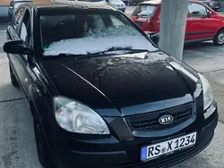 Schwarz Gebraucht 2007 Kia Rio Vision Limousine | 2.000 € (Fairer Preis)