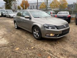 Braun Gebraucht 2014 VW Passat Limousine | 11.900 € (Fairer Preis)