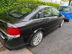 Schwarz Gebraucht 2008 Opel Vectra OPC Limousine | 2.800 € (Fairer Preis)