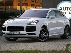 Weiß Gebraucht 2022 Porsche Cayenne SUV | 82.900 € (Teuer)