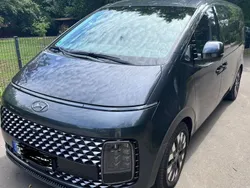 Grau Gebraucht 2022 Hyundai Staria Signature Van | 38.000 € (Superpreis)