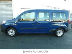 Blau Gebraucht 2020 Renault Kangoo Van / Kleinbus | 11.800 € (Etwas zu teuer)