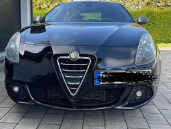 Schwarz Gebraucht 2013 Alfa Romeo Giulietta Veloce Kleinwagen | 8.200 € (Fairer Preis)