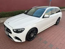 Weiß Gebraucht 2020 Mercedes E220 AMG Kombi | 34.700 € (Guter Preis)