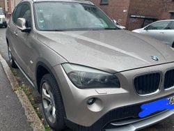 Gold Gebraucht 2011 BMW X1 SUV | 5.900 €