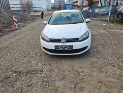 Weiß Gebraucht 2010 VW Golf VI Trendline Kleinwagen | 2.499 € (Teuer)
