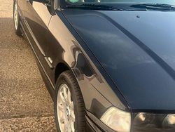 Schwarz Gebraucht 1997 BMW 223 Limousine | 10.999 €