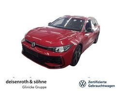 Rot Gebraucht 2024 VW Passat R-line Kombi | 42.975 € (Teuer)