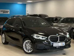 Schwarz ii Gebraucht 2022 BMW 118 Advantage Kleinwagen | 21.597 € (Fairer Preis)