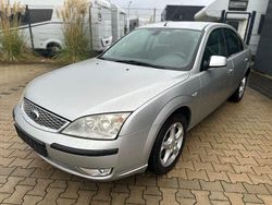 Silber Gebraucht 2005 Ford Mondeo Titanium Limousine | 1.790 € (Fairer Preis)