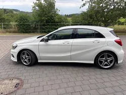 Weiß Gebraucht 2015 Mercedes A180 Limousine | 13.000 € (Teuer)