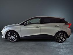 Neu 2025 MG MG4 EV Luxury Kleinwagen | 42.150 €