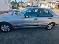 Silber Gebraucht 2001 Mercedes C220 Limousine | 5.500 € (Teuer)