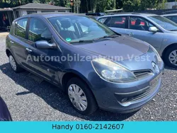 Blau Gebraucht 2007 Renault Clio III Dynamique Kleinwagen | 690 €