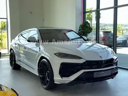Bianco icarus Gebraucht 2025 Lamborghini Urus SUV | 362.950 €