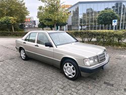 Beige Gebraucht 1990 Mercedes 190 Limousine | 3.400 €