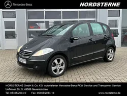 Kosmosschwarz Gebraucht 2008 Mercedes A180 Avantgarde Limousine | 5.888 €