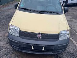 Gelb Gebraucht 2010 Fiat Panda Active Kleinwagen | 2.300 € (Guter Preis)