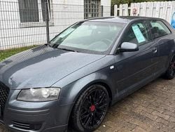 Grau Gebraucht 2010 Audi A3 Limousine | 4.800 € (Guter Preis)
