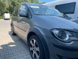 Grau Gebraucht 2008 VW Touran Cross Van / Kleinbus | 2.590 € (Fairer Preis)