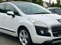 Weiß Gebraucht 2013 Peugeot 3008 Allure SUV | 5.500 € (Fairer Preis)