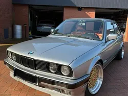 Silber Gebraucht 1988 BMW 328 Coupé | 21.000 €