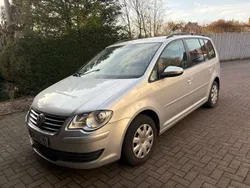 Silber Gebraucht 2009 VW Touran Trendline Van / Kleinbus | 8.000 € (Teuer)