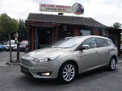 Grau Gebraucht 2015 Ford Focus Titanium Kombi | 5.990 € (Superpreis)