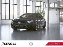 Schwarz Gebraucht 2022 Mercedes A35 AMG AMG Limousine | 35.360 € (Guter Preis)