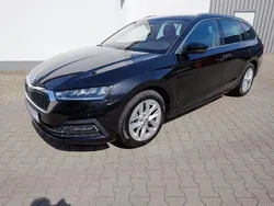 Andere Gebraucht 2024 Skoda Octavia Style Kombi | 31.999 € (Guter Preis)