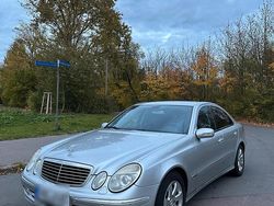 Silber Gebraucht 2003 Mercedes E270 Avantgarde Limousine | 4.500 € (Fairer Preis)