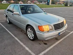 Grau Gebraucht 1992 Mercedes 320 Limousine | 10.499 €