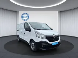 Weiß Gebraucht 2019 Renault Trafic Komfort Van | 15.999 € (Fairer Preis)
