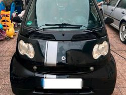 Schwarz Gebraucht 2005 Smart ForTwo Coupé Coupé | 1.800 € (Guter Preis)
