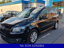 Schwarz Gebraucht 2014 VW Touran Trendline Van / Kleinbus | 9.550 € (Teuer)