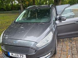 Grau Gebraucht 2015 Ford Galaxy Titanium Van / Kleinbus | 14.999 € (Fairer Preis)